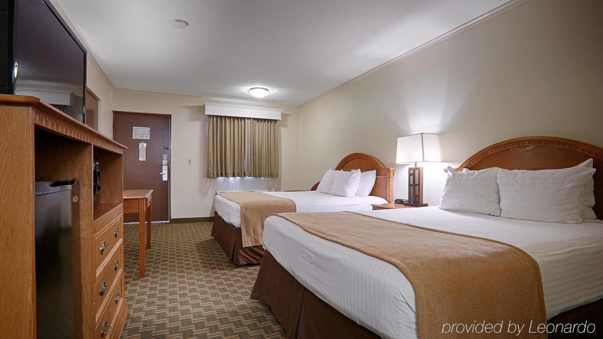 Red Coach Inn Newton Экстерьер фото